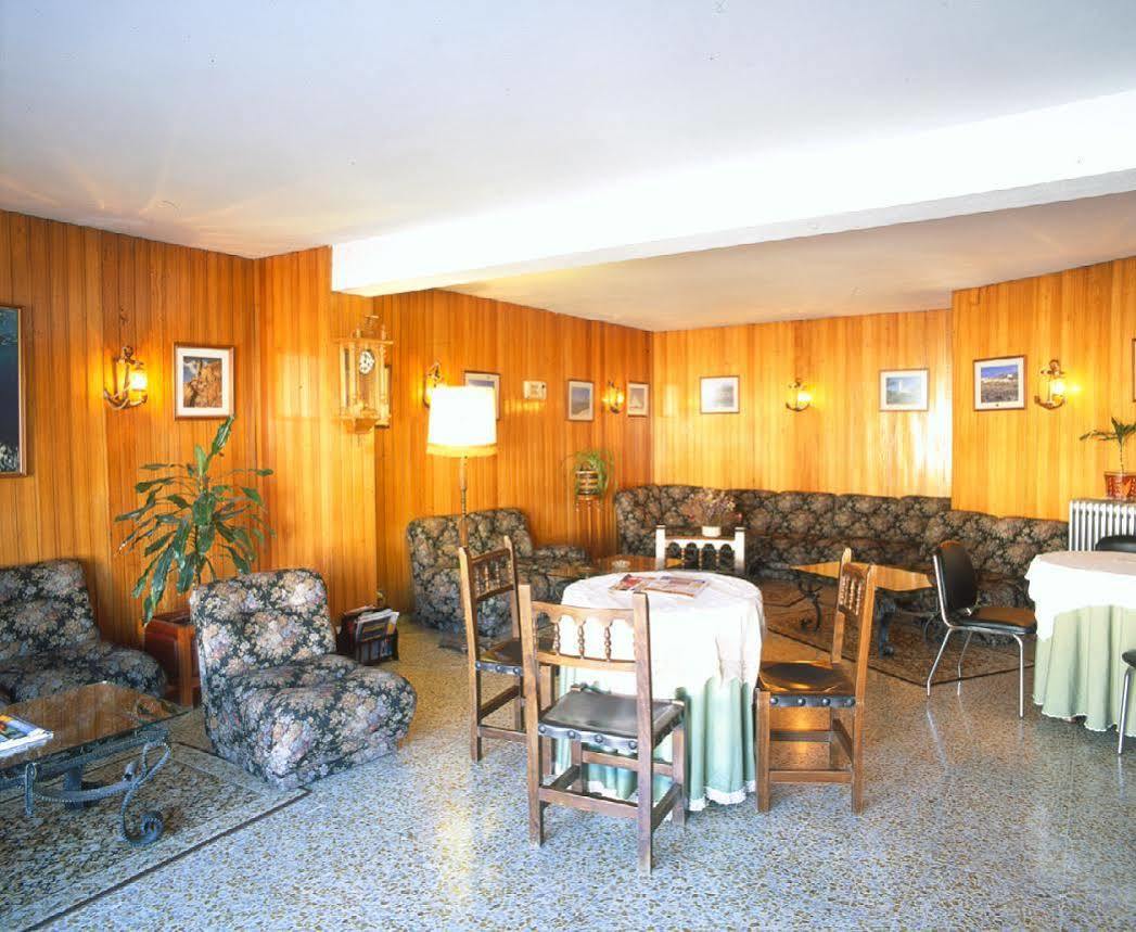 Hotel Puente De Los Santos Tapia De Casariego Luaran gambar